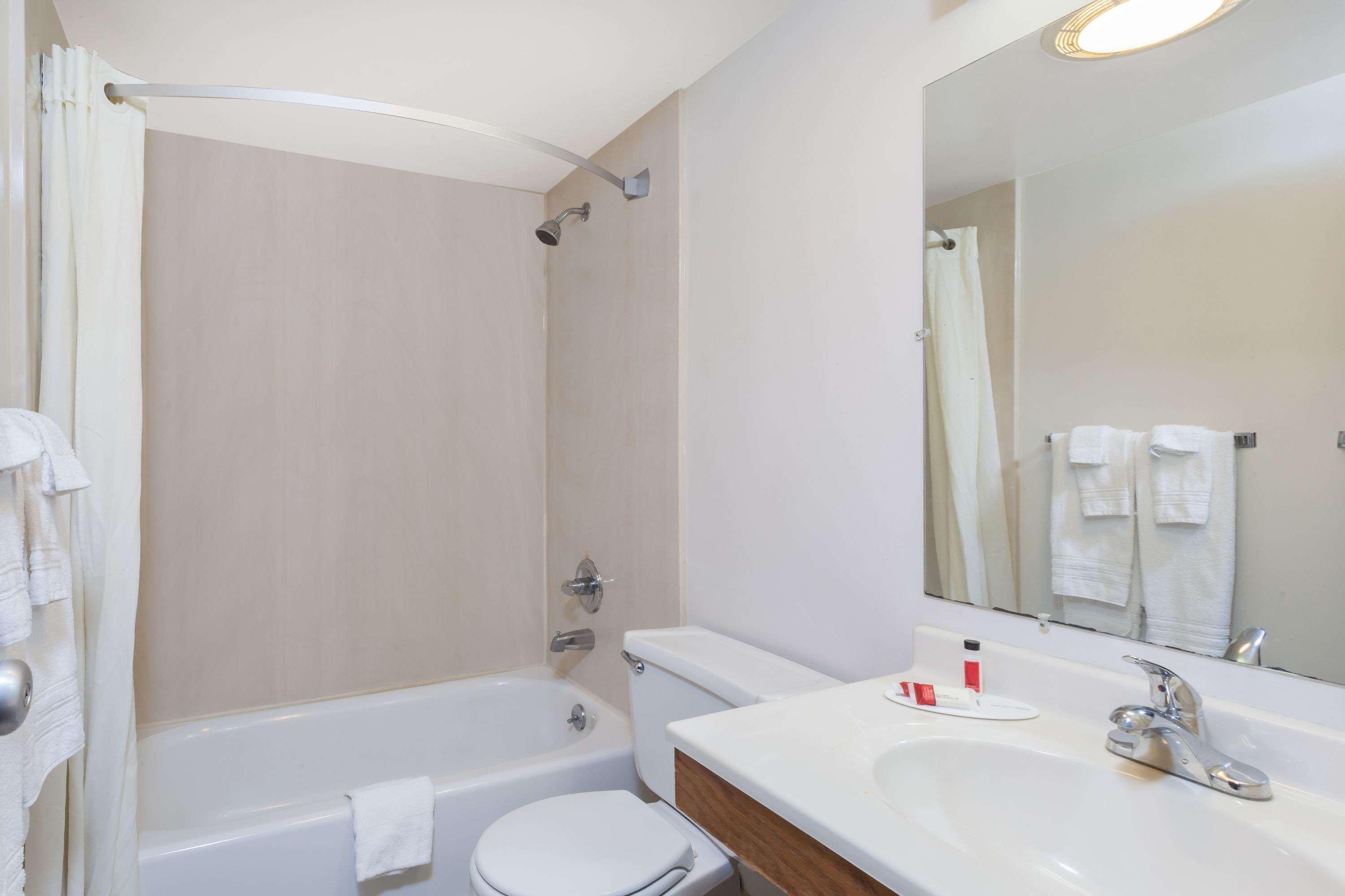 Super 8 By Wyndham Harrisburg Hershey West Εξωτερικό φωτογραφία