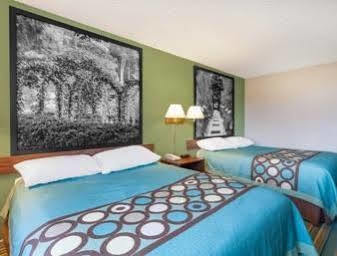 Super 8 By Wyndham Harrisburg Hershey West Εξωτερικό φωτογραφία